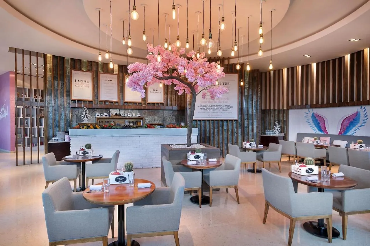 W Dubai - Mina Seyahi (Adults Only) Hotel