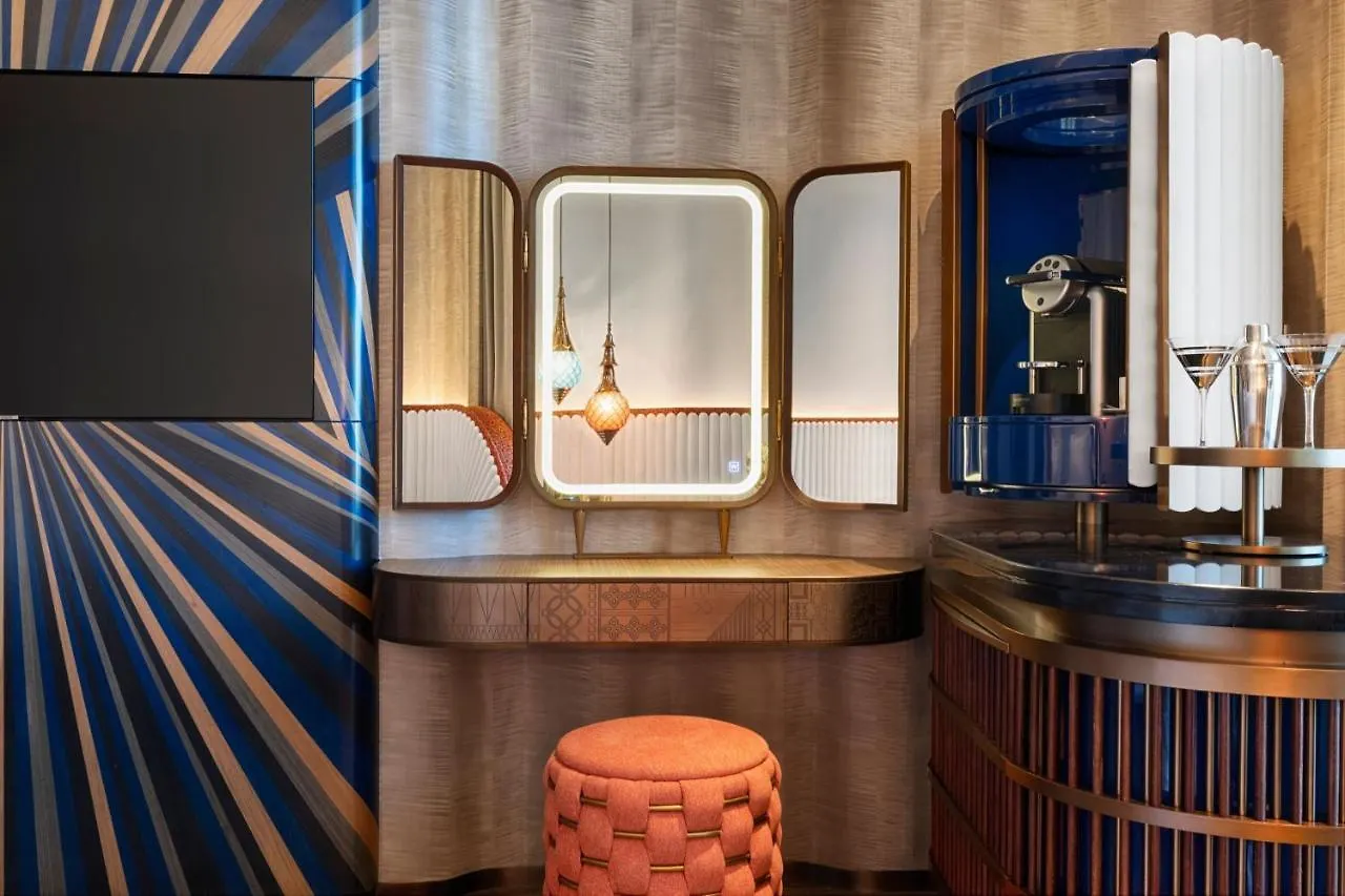 W Dubai - Mina Seyahi (Adults Only) Hotel