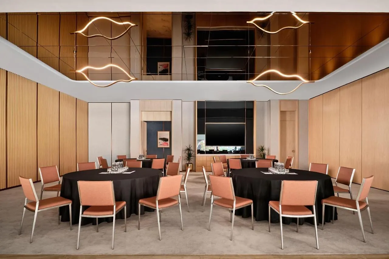 W Dubai - Mina Seyahi (Adults Only) Hotel Resort