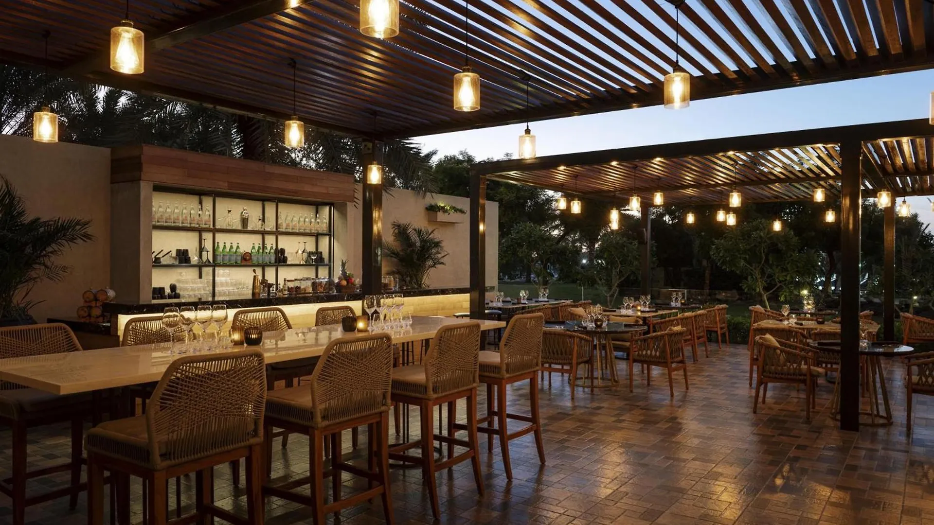 W Dubai - Mina Seyahi (Adults Only) Hotel